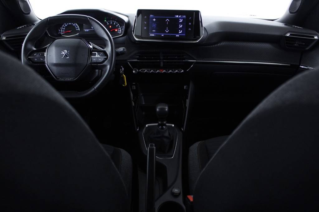 peugeot-2008-2022-gasolina-1199cc