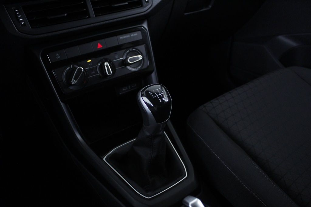 volkswagen-t-cross-2023-gasolina-999cc