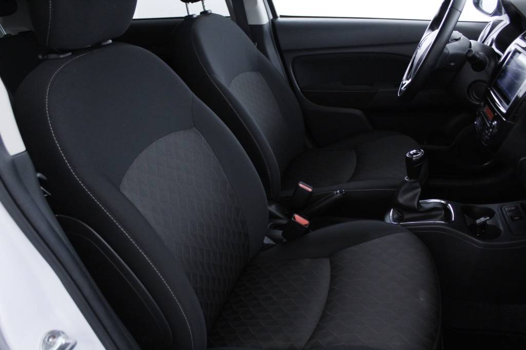mitsubishi-space-star-2024-gasolina-1193cc