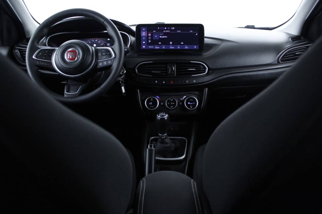 fiat-tipo-station-wagon-2023-gasolina-999cc