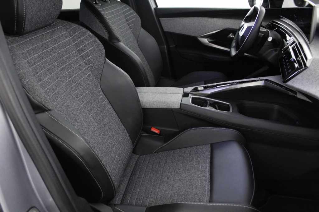 peugeot-5008-2025-hibrido-1199cc