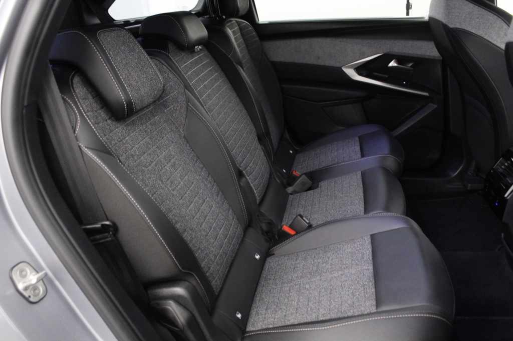 peugeot-5008-2025-hibrido-1199cc