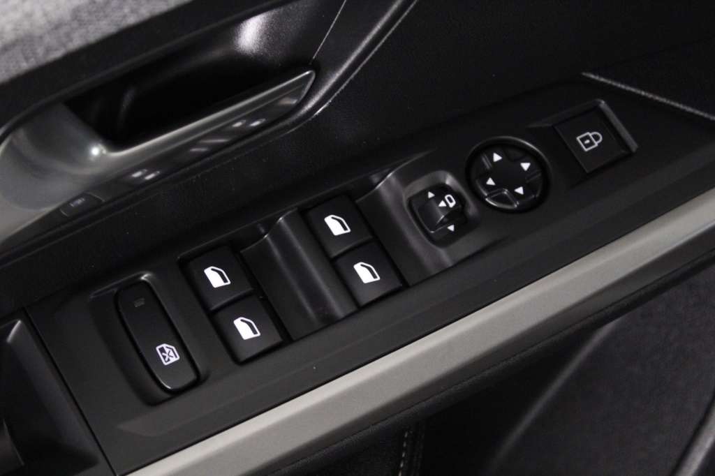 peugeot-5008-2025-hibrido-1199cc
