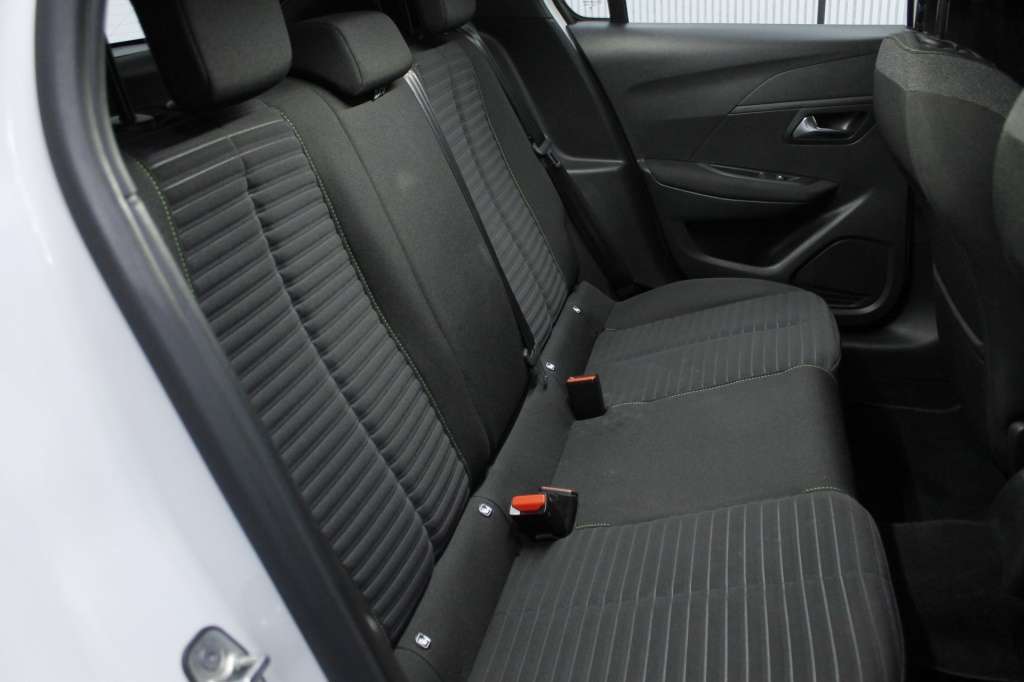 peugeot-208-2024-gasolina-1199cc