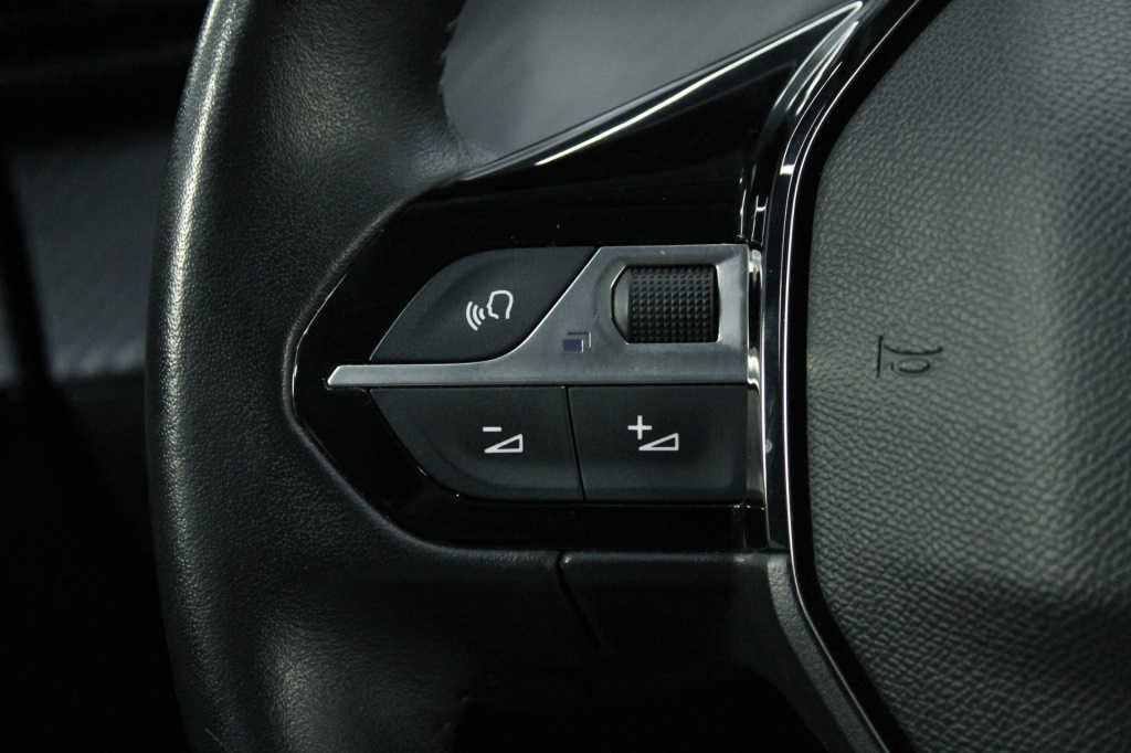 peugeot-208-2024-gasolina-1199cc