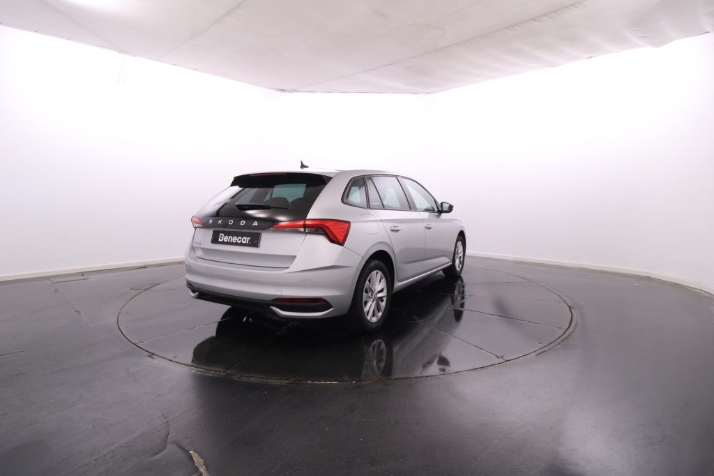 skoda-scala-2024-gasolina-999cc