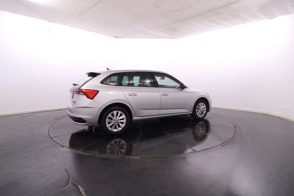 skoda-scala-2024-gasolina-999cc