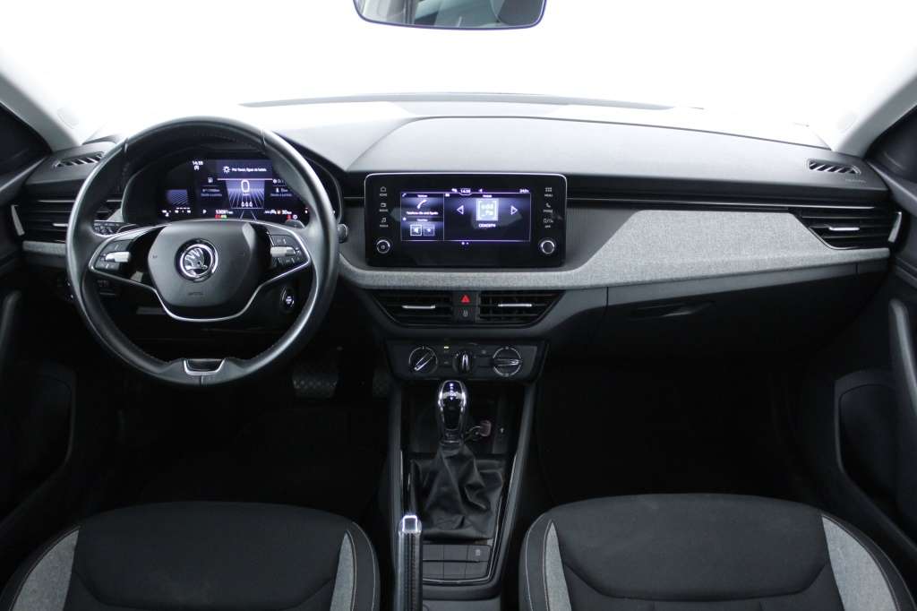 skoda-scala-2024-gasolina-999cc