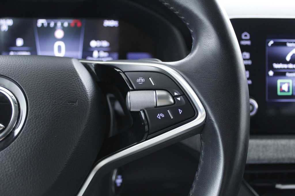 skoda-scala-2024-gasolina-999cc