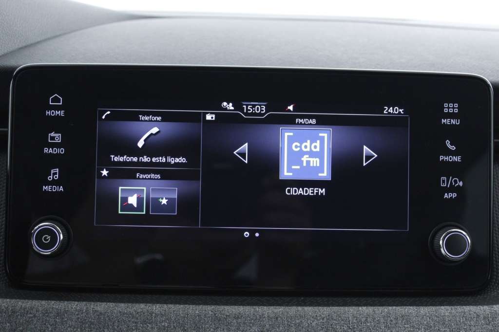 skoda-scala-2024-gasolina-999cc