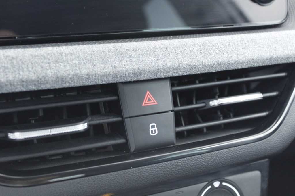 skoda-scala-2024-gasolina-999cc