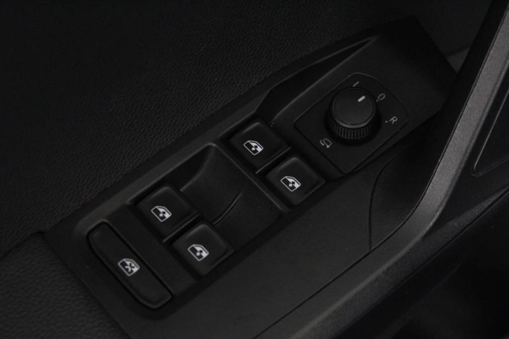 seat-arona-2024-gasolina-999cc