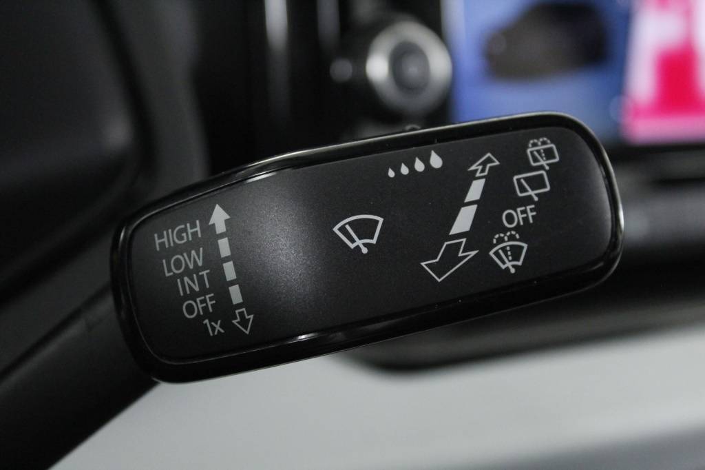 seat-arona-2024-gasolina-999cc