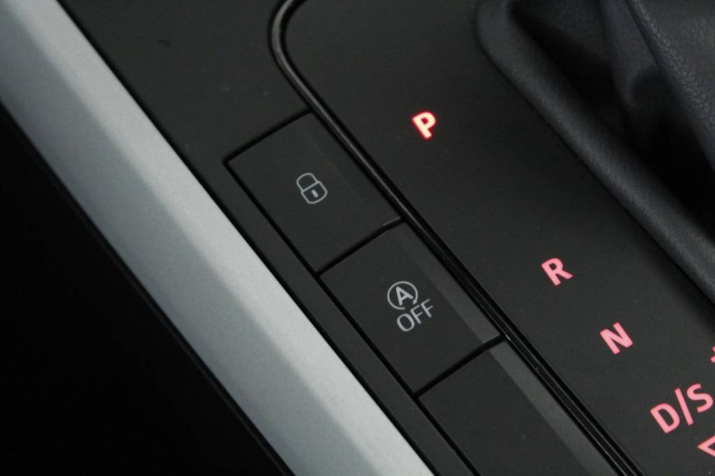 seat-arona-2024-gasolina-999cc