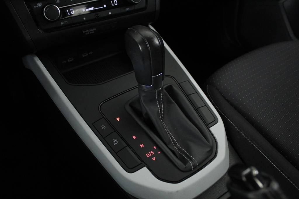 seat-arona-2024-gasolina-999cc