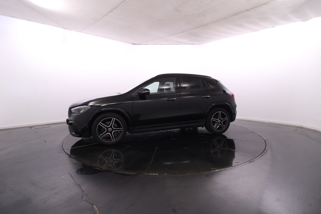 mercedes-benz-gla-2023-diesel-1950cc