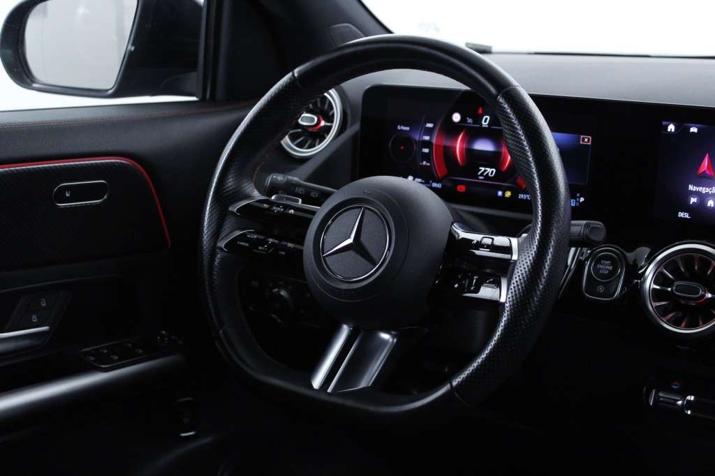 mercedes-benz-gla-2023-diesel-1950cc