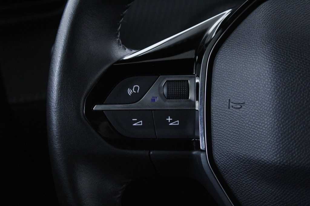 peugeot-2008-2025-gasolina-1199cc