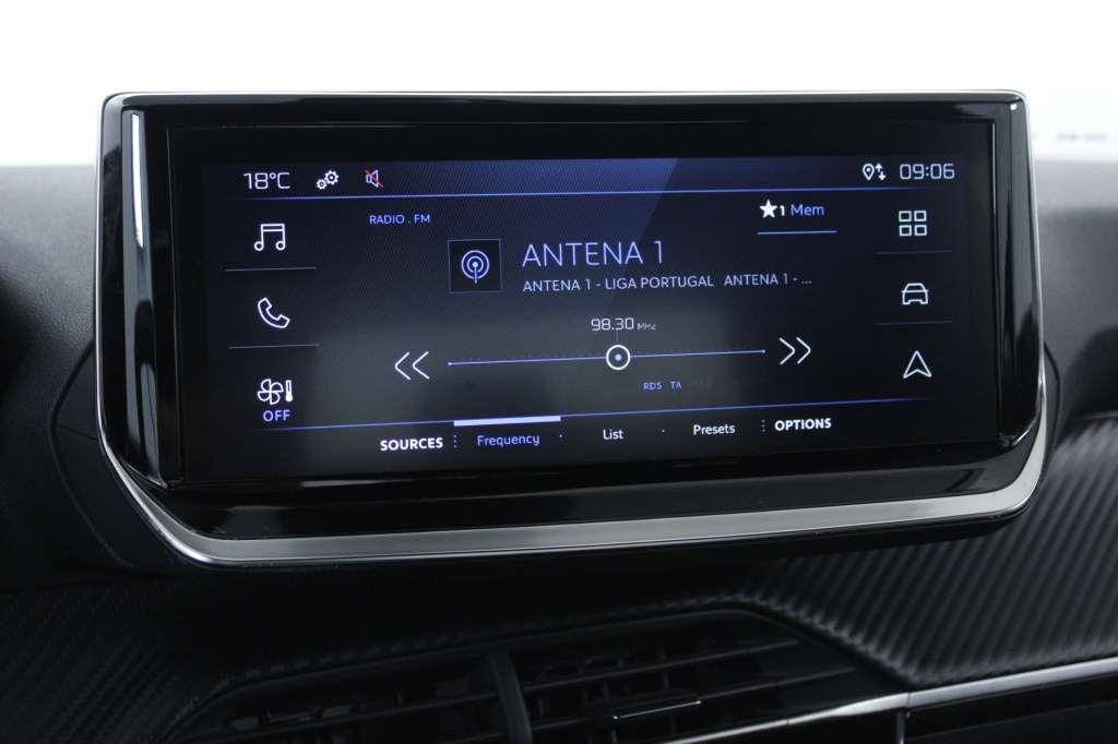 peugeot-2008-2025-gasolina-1199cc