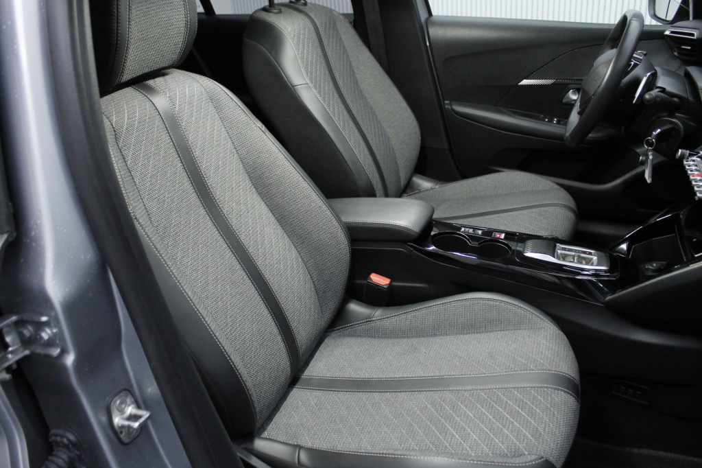 peugeot-208-2025-hibrido-1199cc