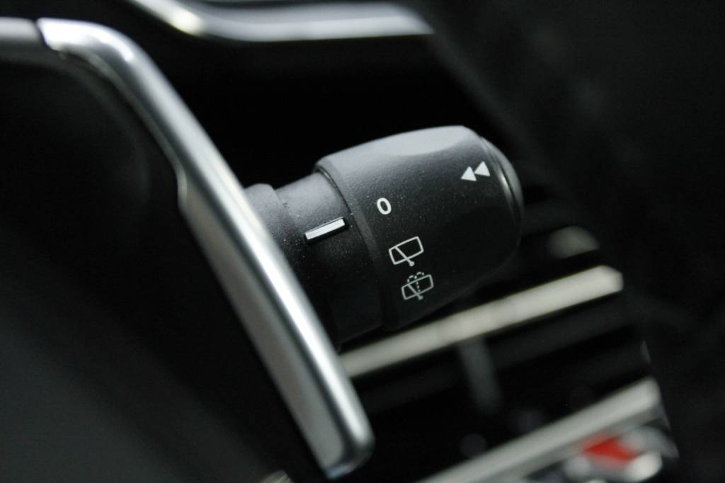 peugeot-208-2025-hibrido-1199cc