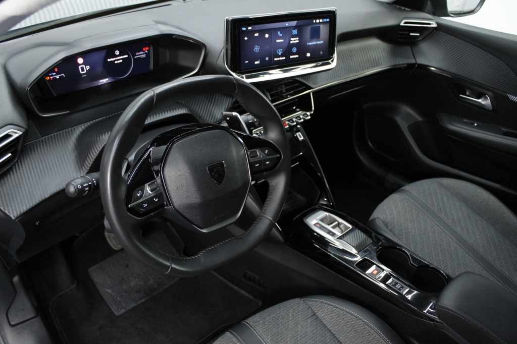 peugeot-208-2025-hibrido-1199cc
