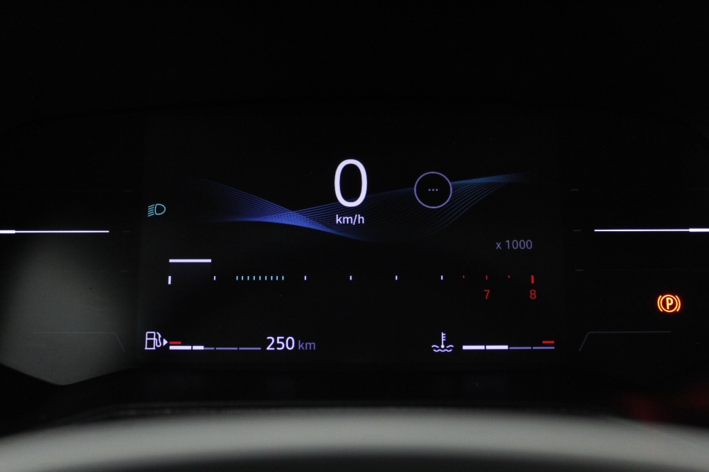 mitsubishi-colt-2024-gasolina-999cc