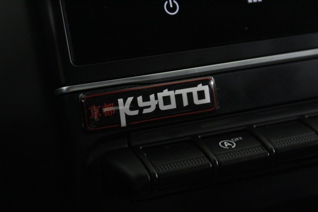 mitsubishi-colt-2024-gasolina-999cc