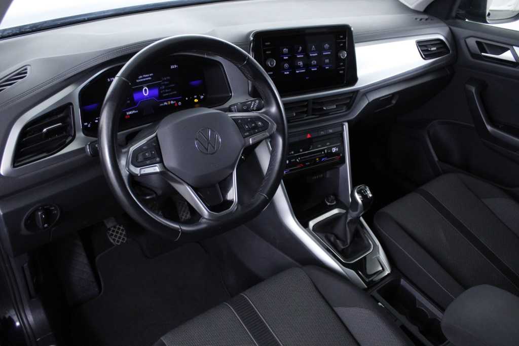 volkswagen-t-roc-2024-gasolina-999cc