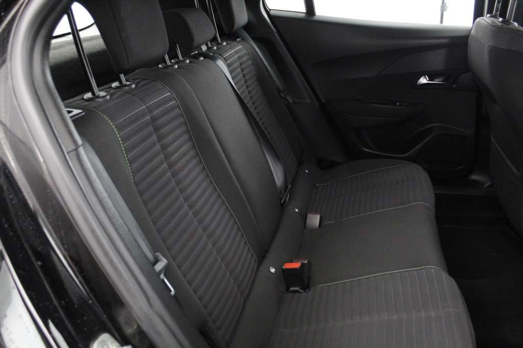 peugeot-2008-2024-gasolina-1199cc