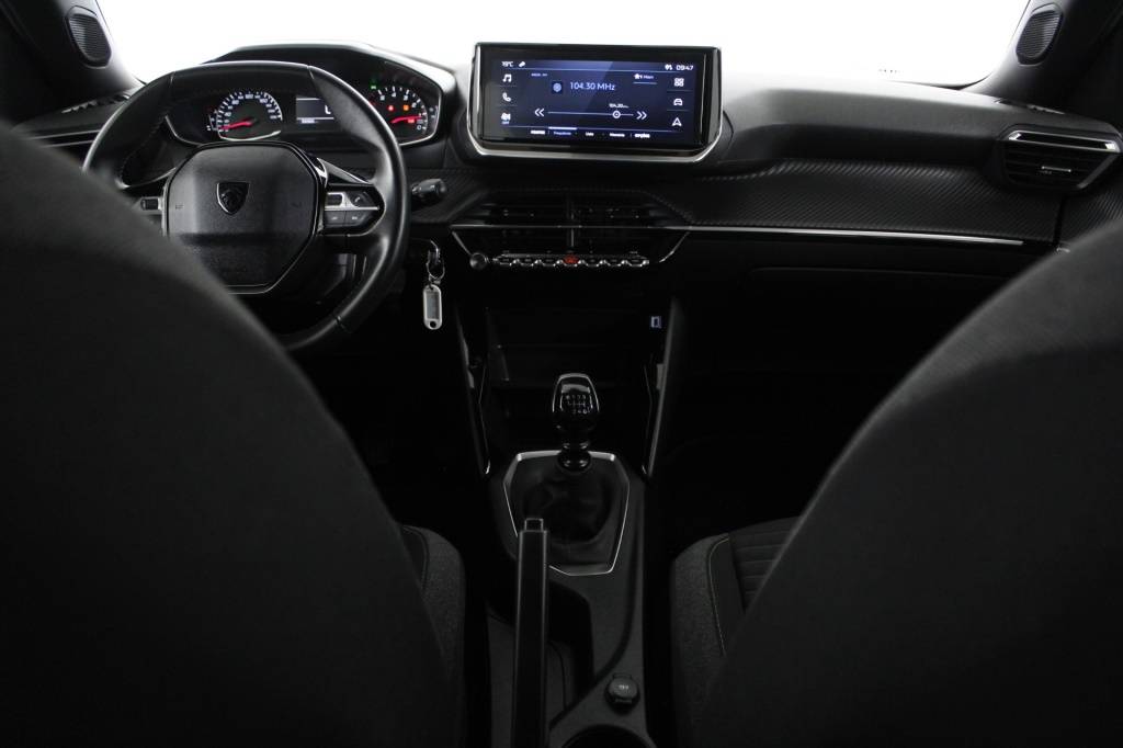 peugeot-2008-2024-gasolina-1199cc