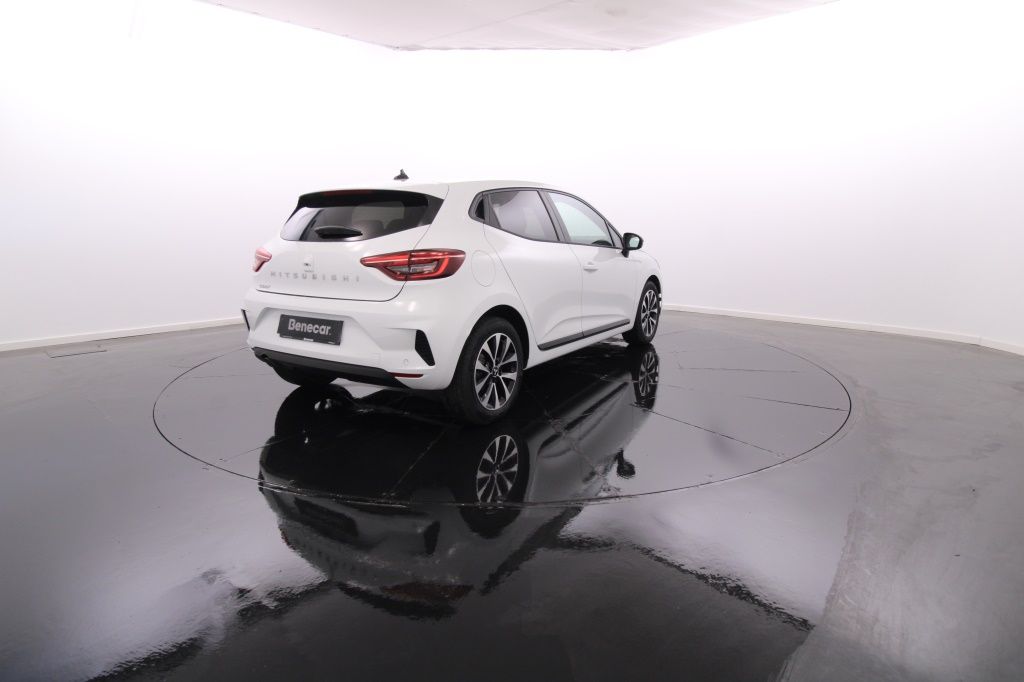 mitsubishi-colt-2024-gasolina-999cc