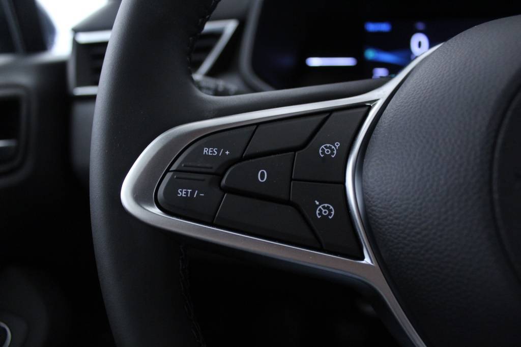 mitsubishi-colt-2024-gasolina-999cc