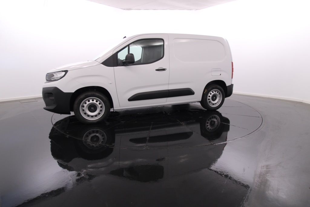 opel-combo-2024-diesel-1499cc