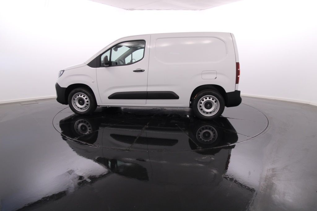 opel-combo-2024-diesel-1499cc