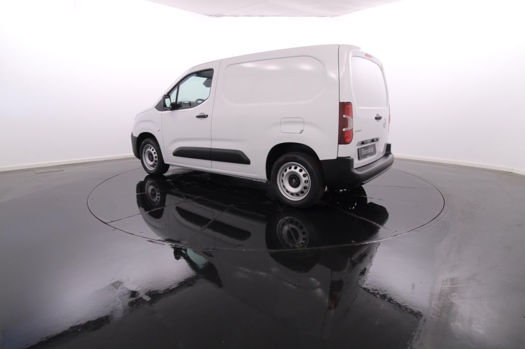 opel-combo-2024-diesel-1499cc