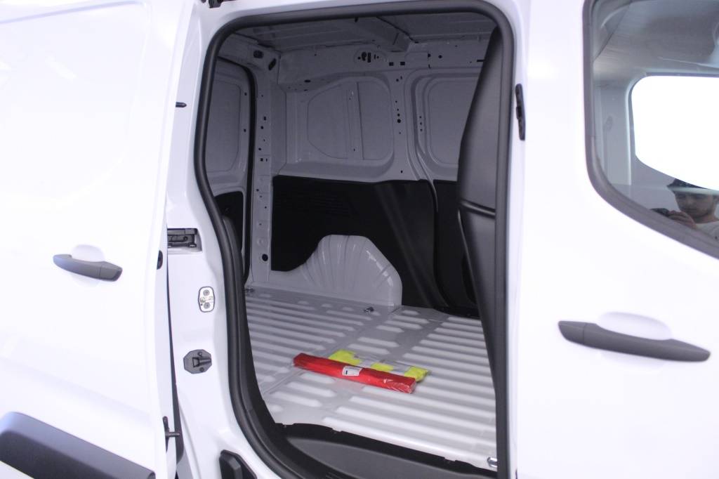opel-combo-2024-diesel-1499cc