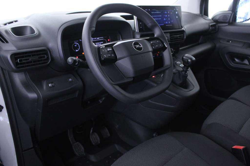 opel-combo-2024-diesel-1499cc