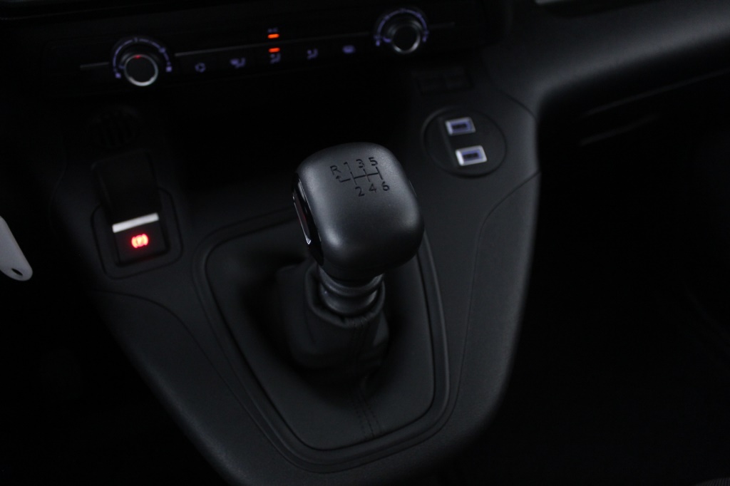 opel-combo-2024-diesel-1499cc