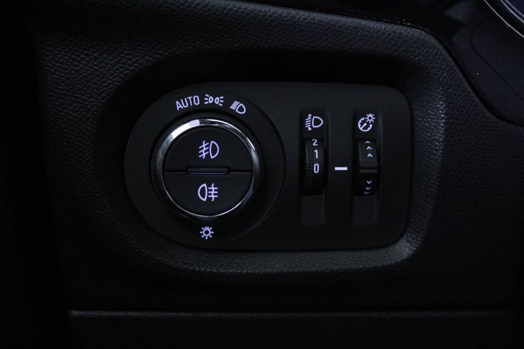 opel-corsa-2024-gasolina-1199cc