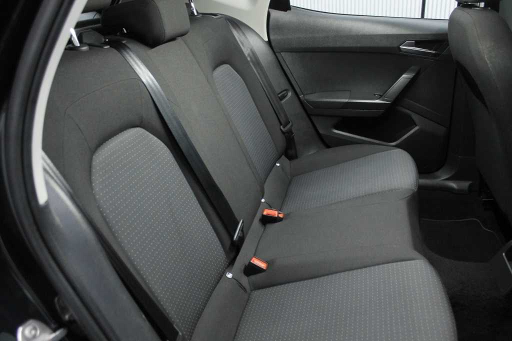 seat-arona-2024-gasolina-999cc