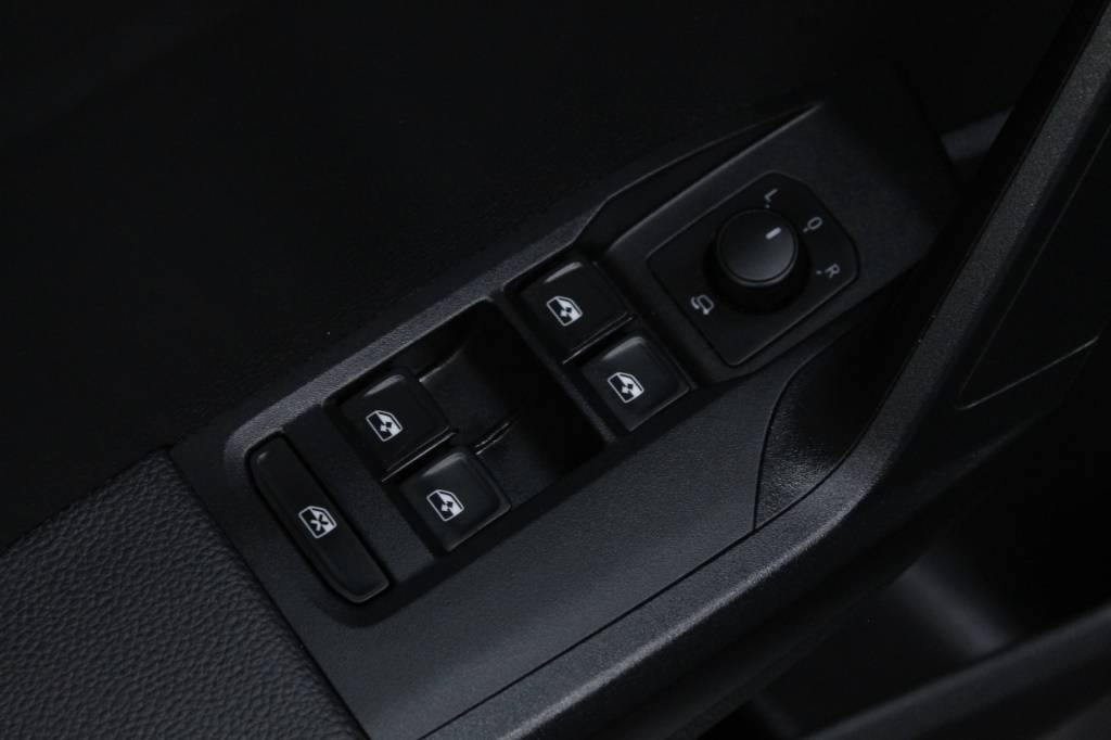 seat-arona-2024-gasolina-999cc