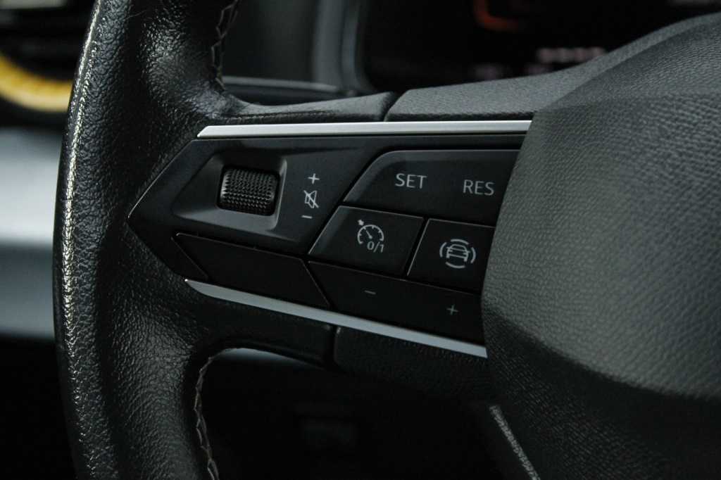 seat-arona-2024-gasolina-999cc