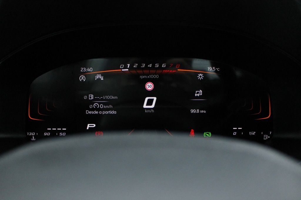 seat-arona-2024-gasolina-999cc