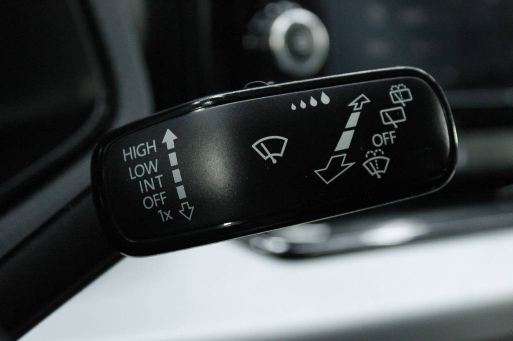 seat-arona-2024-gasolina-999cc