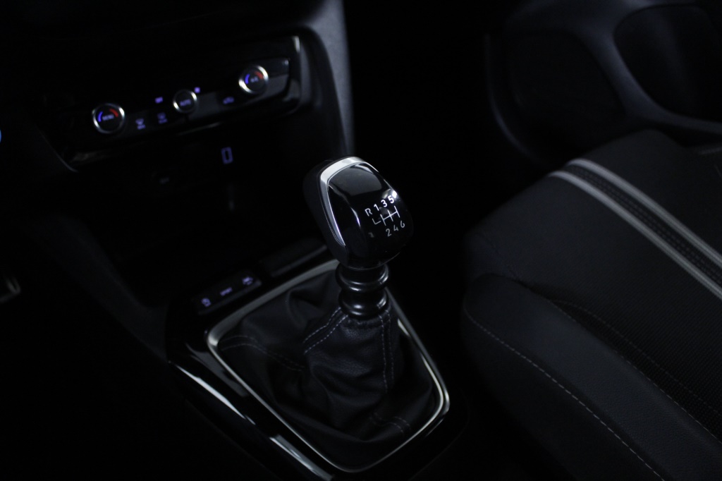 opel-corsa-2024-gasolina-1199cc