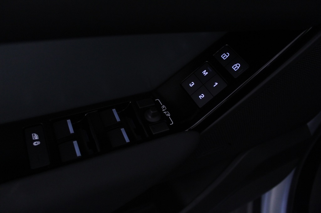 land-rover-range-rover-velar-2024-hibrido-1997cc