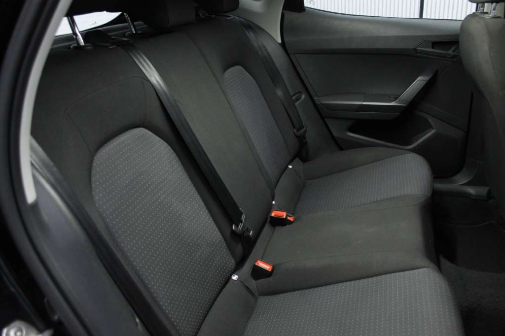 seat-ibiza-2024-gasolina-999cc