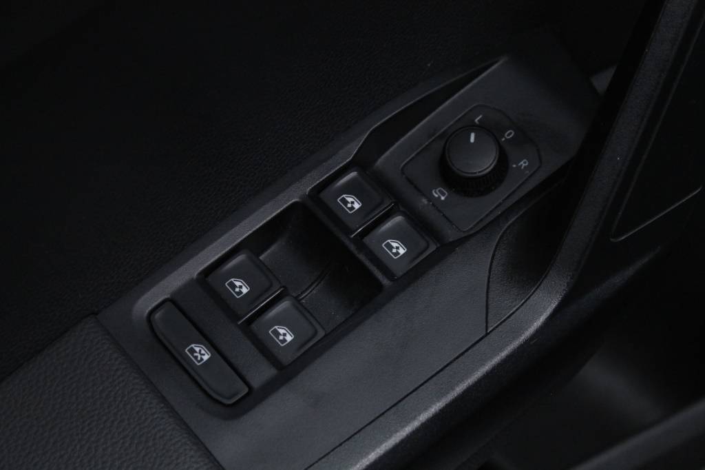 seat-ibiza-2024-gasolina-999cc