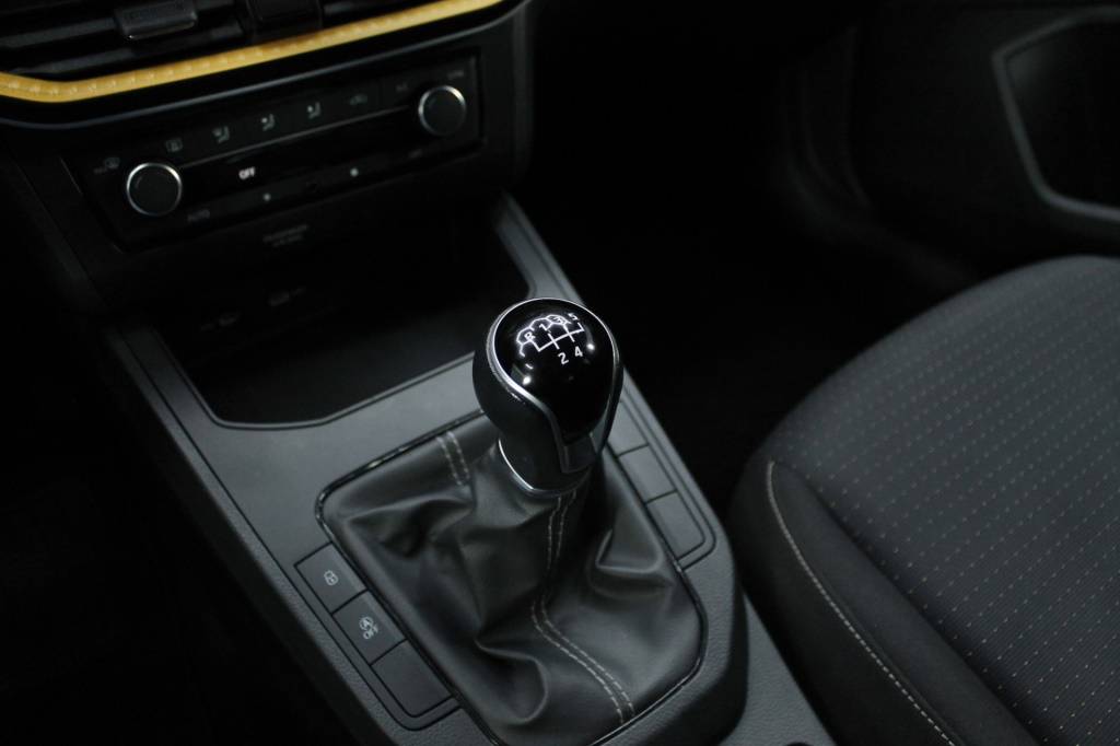 seat-ibiza-2024-gasolina-999cc